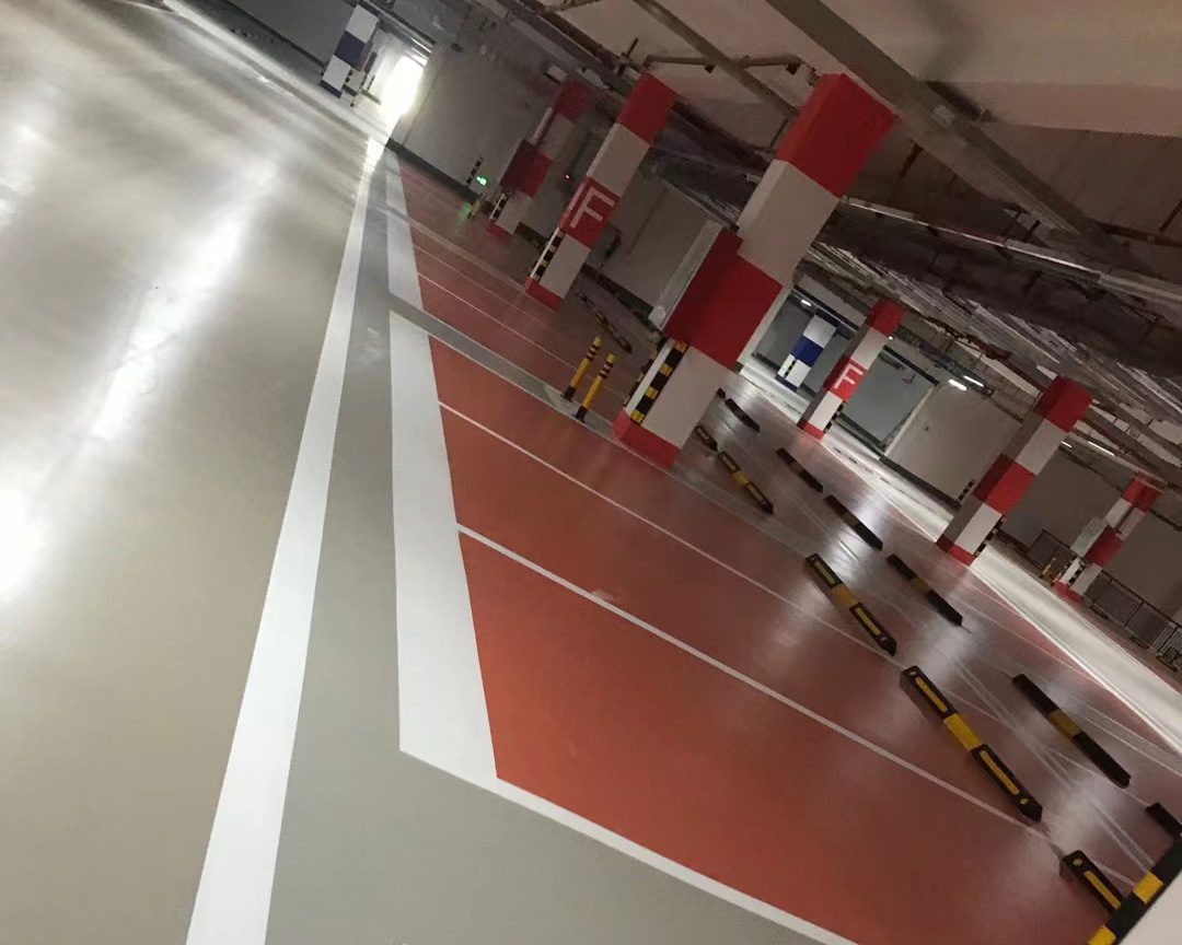 停車場地坪