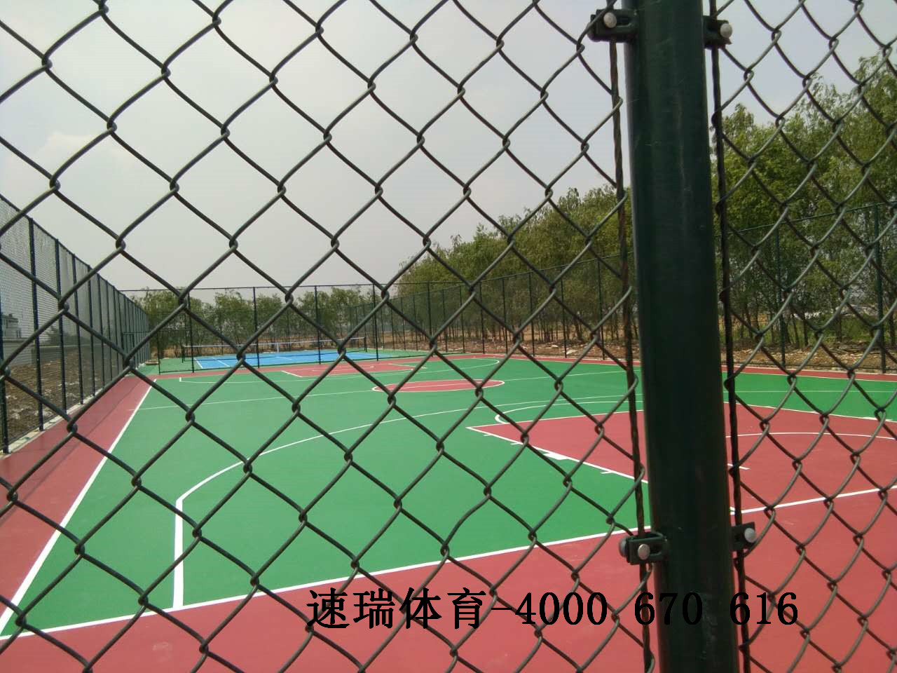 塑膠球場(chǎng)在鋪設(shè)前要注意的相克事項(xiàng)