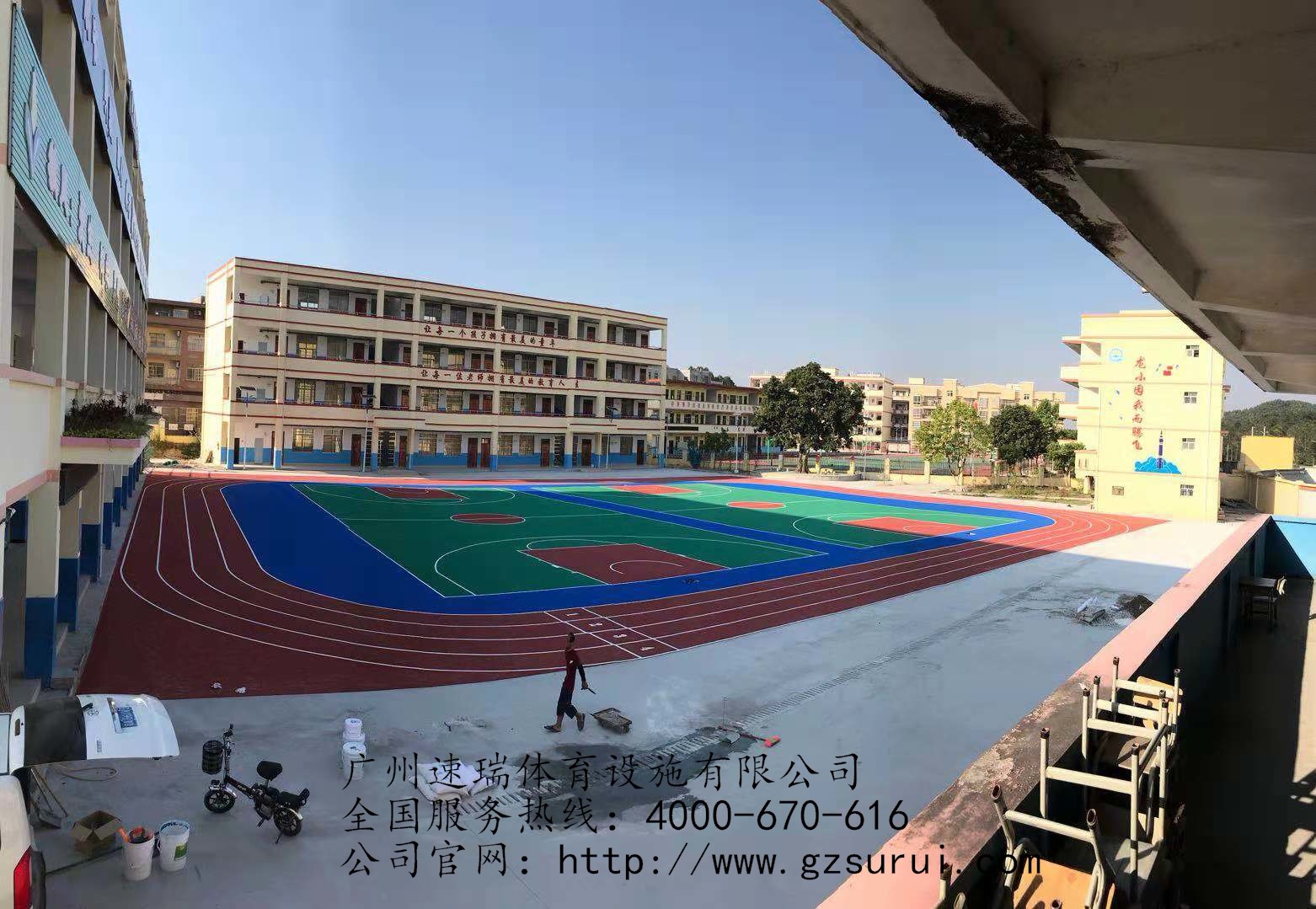廣西貴港小學(xué)丙烯酸藍(lán)球場(chǎng) 透氣型塑膠跑道工程竣工 速瑞體育(圖5)